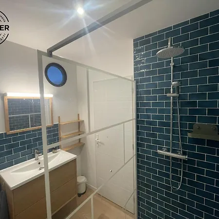 לינה וארוחת בוקר L'atelier 3*